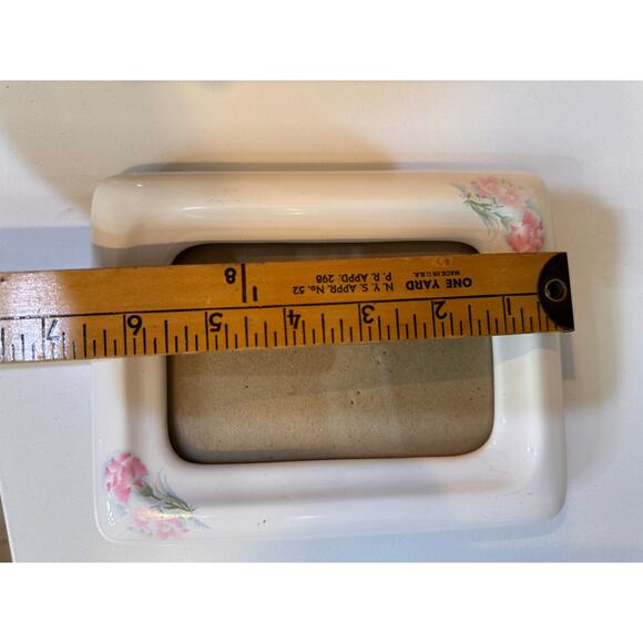 Vintage Hand Floral Print painted Ceramic Photo Frame 3x5 - Picture 3 of 5